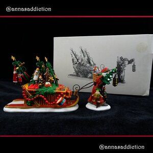 Dept 56 Father Christmas's Journey Heritage Village Accessory Old World Santa Ho